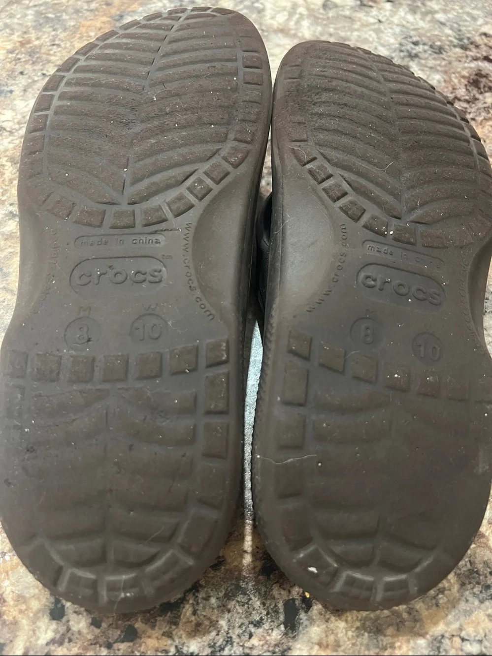 CROCS Men’s Black Classic Thong Flip Sandals 10 Men’s 8 Women’s